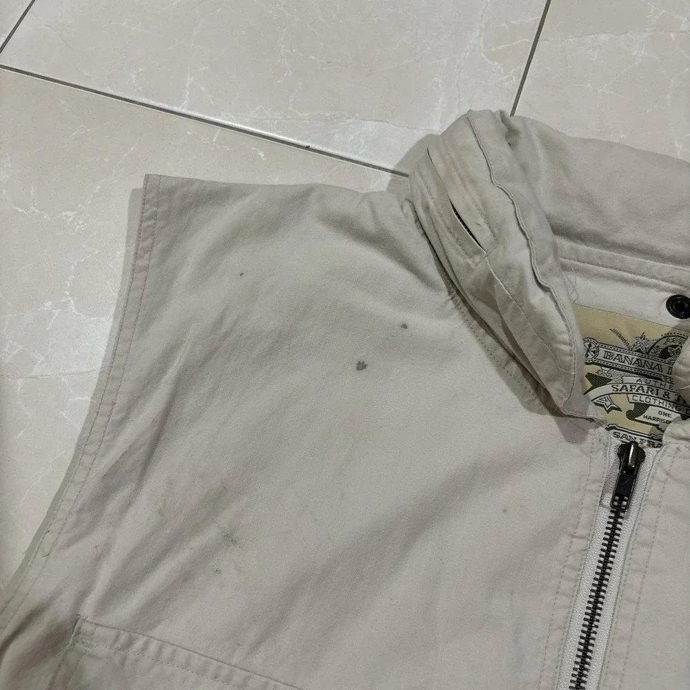 Banana Republic vintage banana